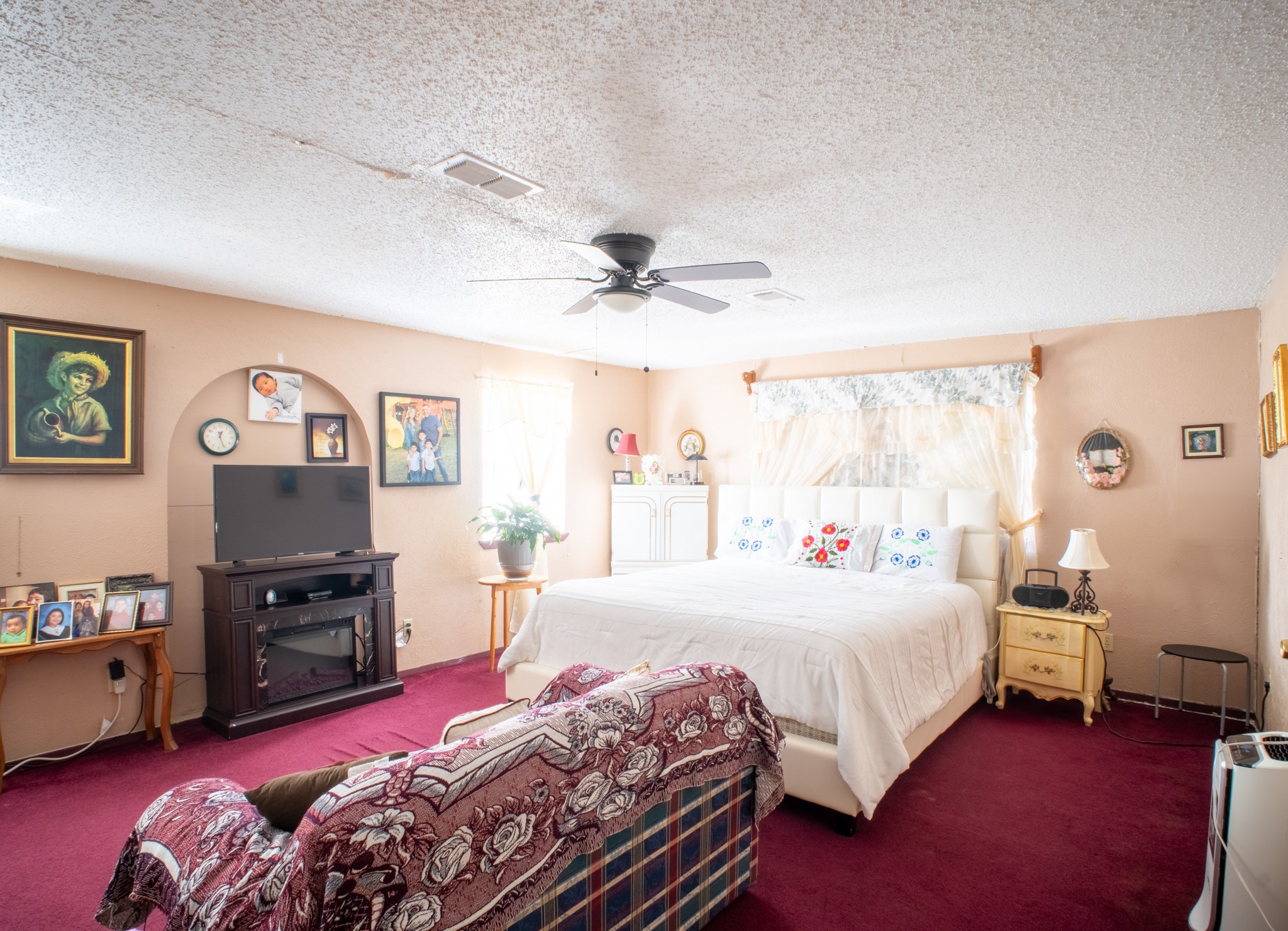 1025 S Belknap Street Mexia TX 76667