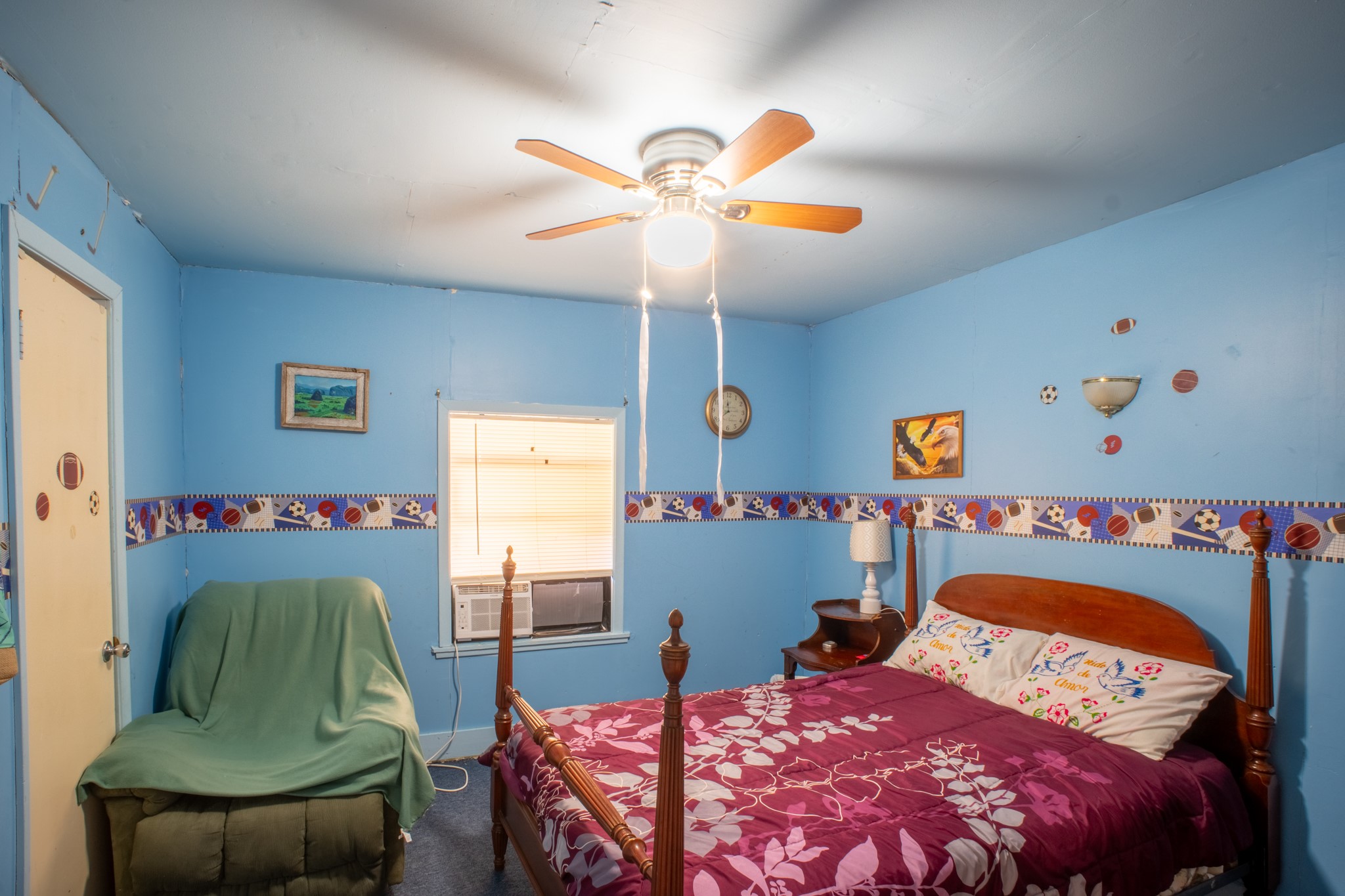 1025 S Belknap Street Mexia TX 76667
