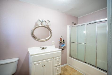 1025 S Belknap Street Mexia TX 76667