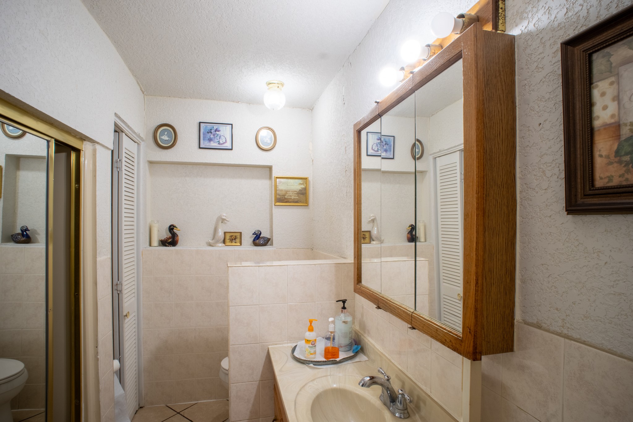 1025 S Belknap Street Mexia TX 76667