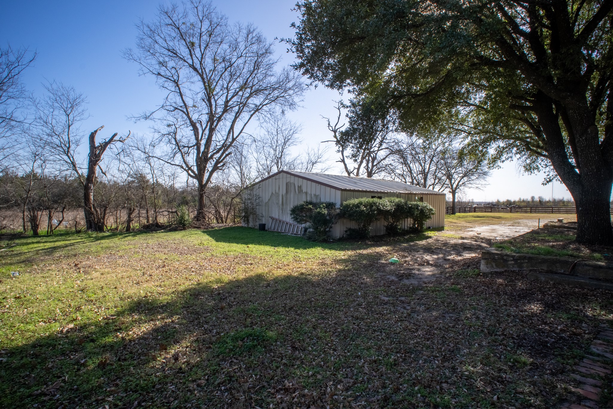 1025 S Belknap Street Mexia TX 76667