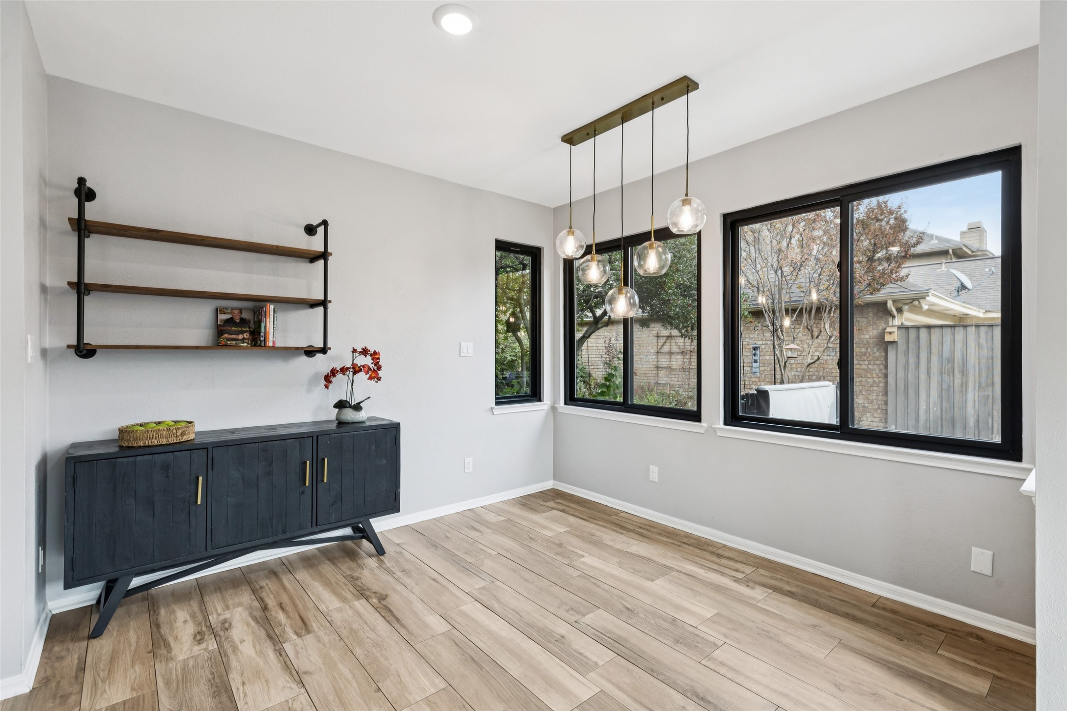 412 Pecos Trail Irving TX 75063