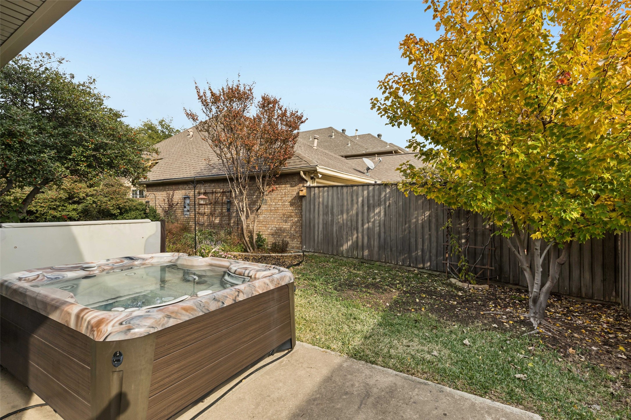 412 Pecos Trail Irving TX 75063