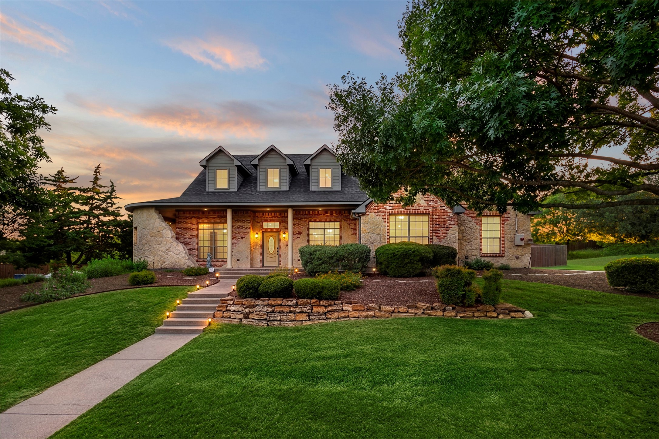 105 Country Ridge Court Red Oak TX 75154