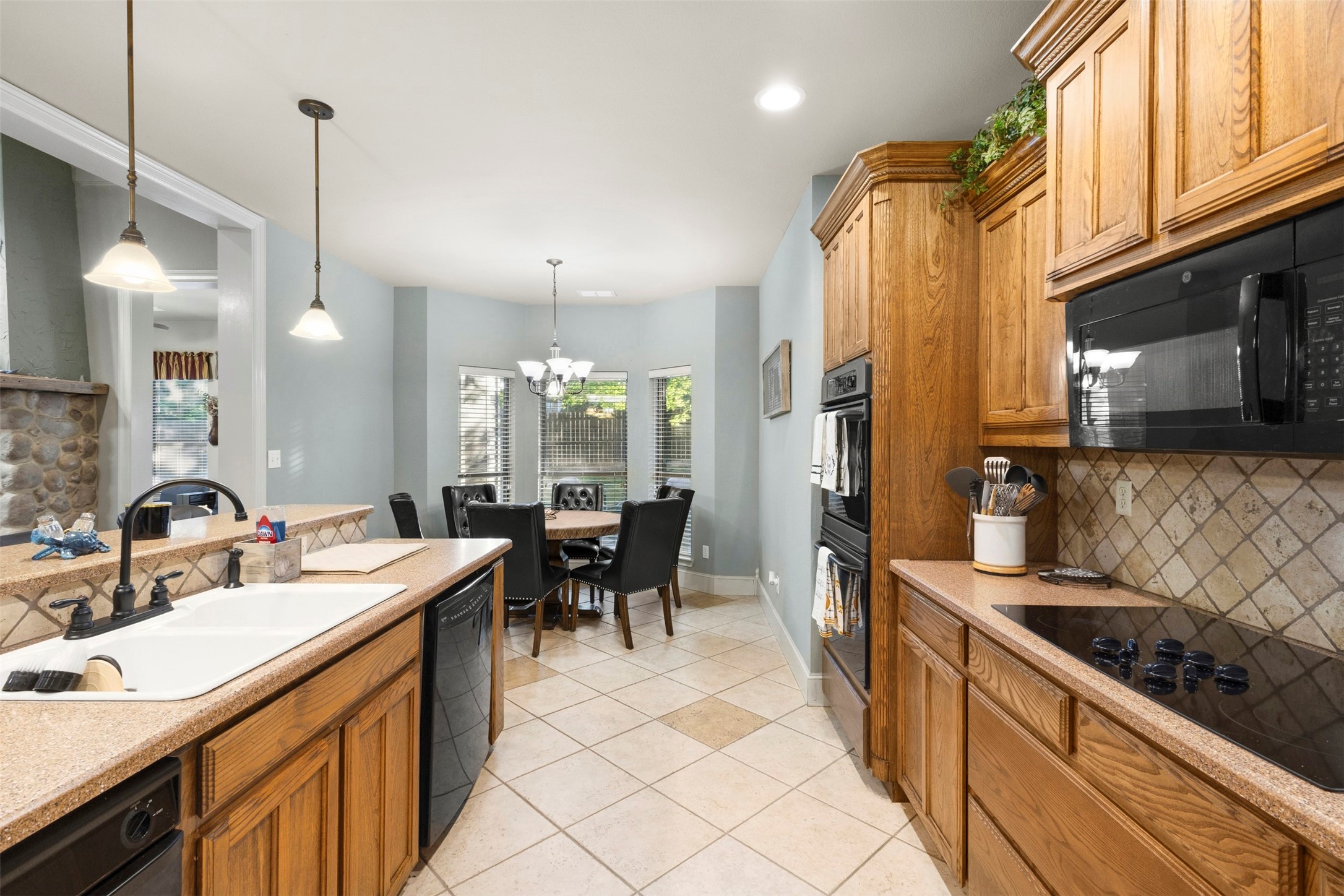 105 Country Ridge Court Red Oak TX 75154