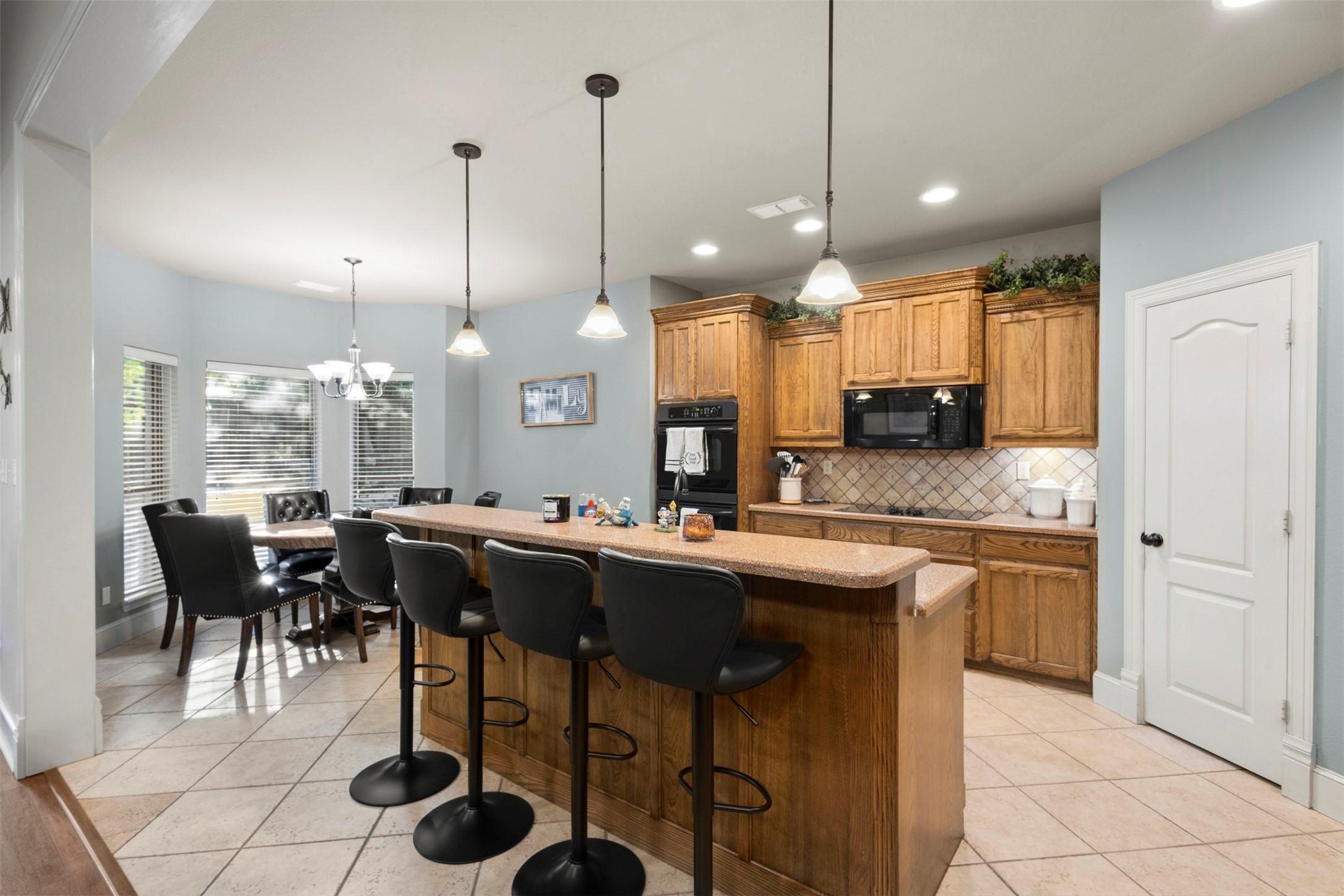 105 Country Ridge Court Red Oak TX 75154
