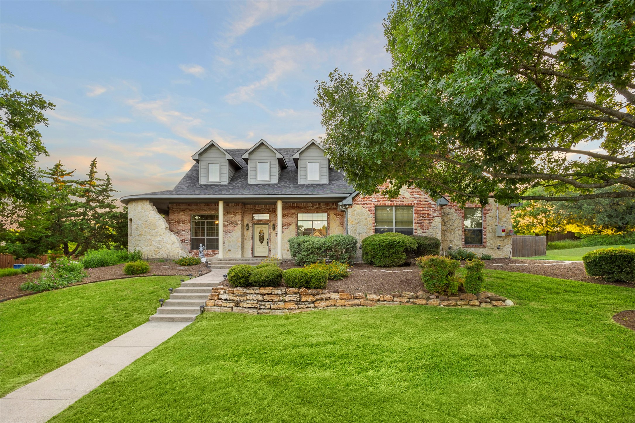 105 Country Ridge Court Red Oak TX 75154