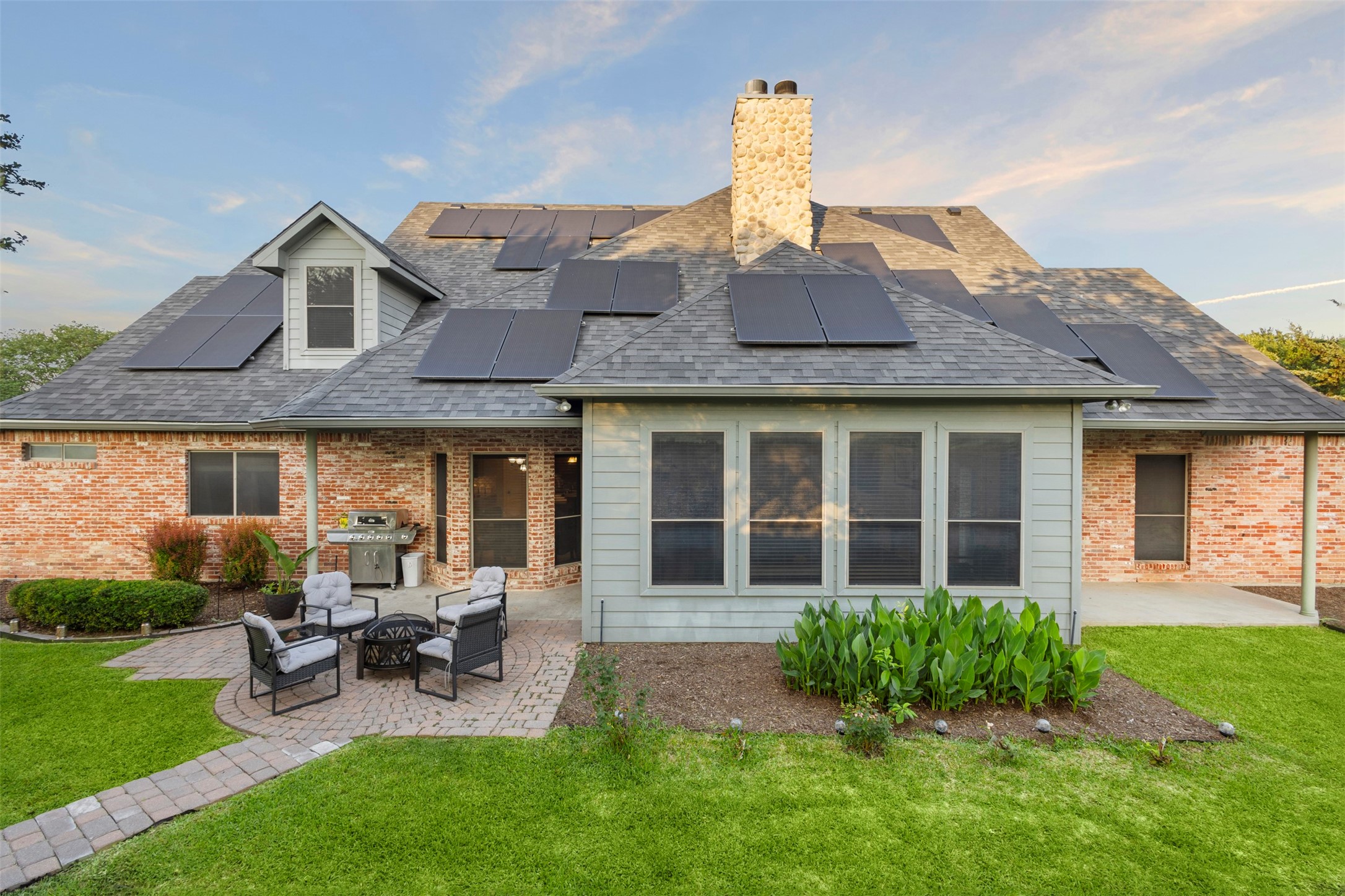 105 Country Ridge Court Red Oak TX 75154