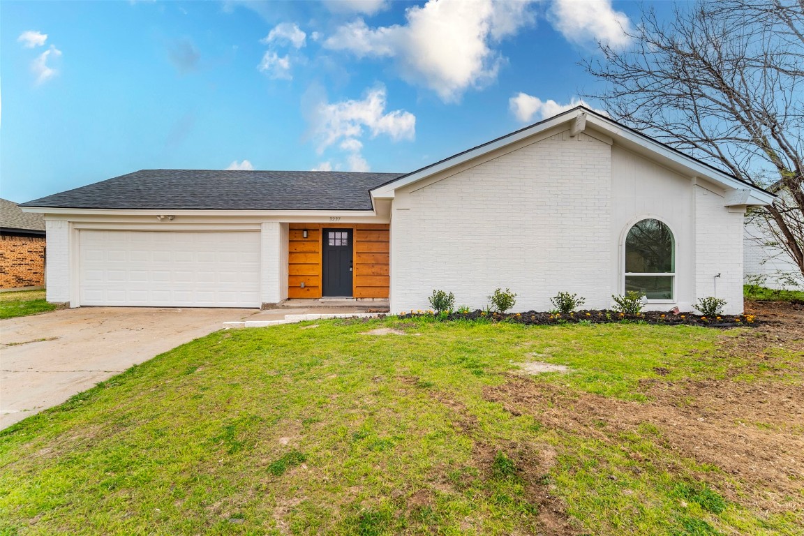 3237 Heritage Lane Forest Hill TX 76140