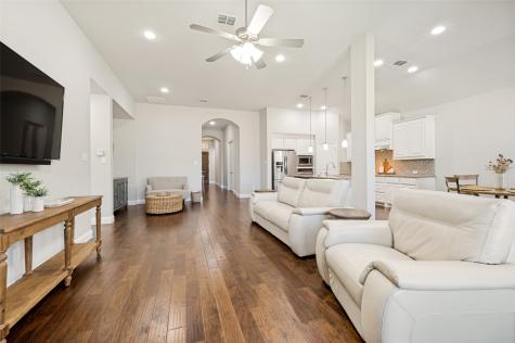 317 Lake Livingston Trail Mckinney TX 75071