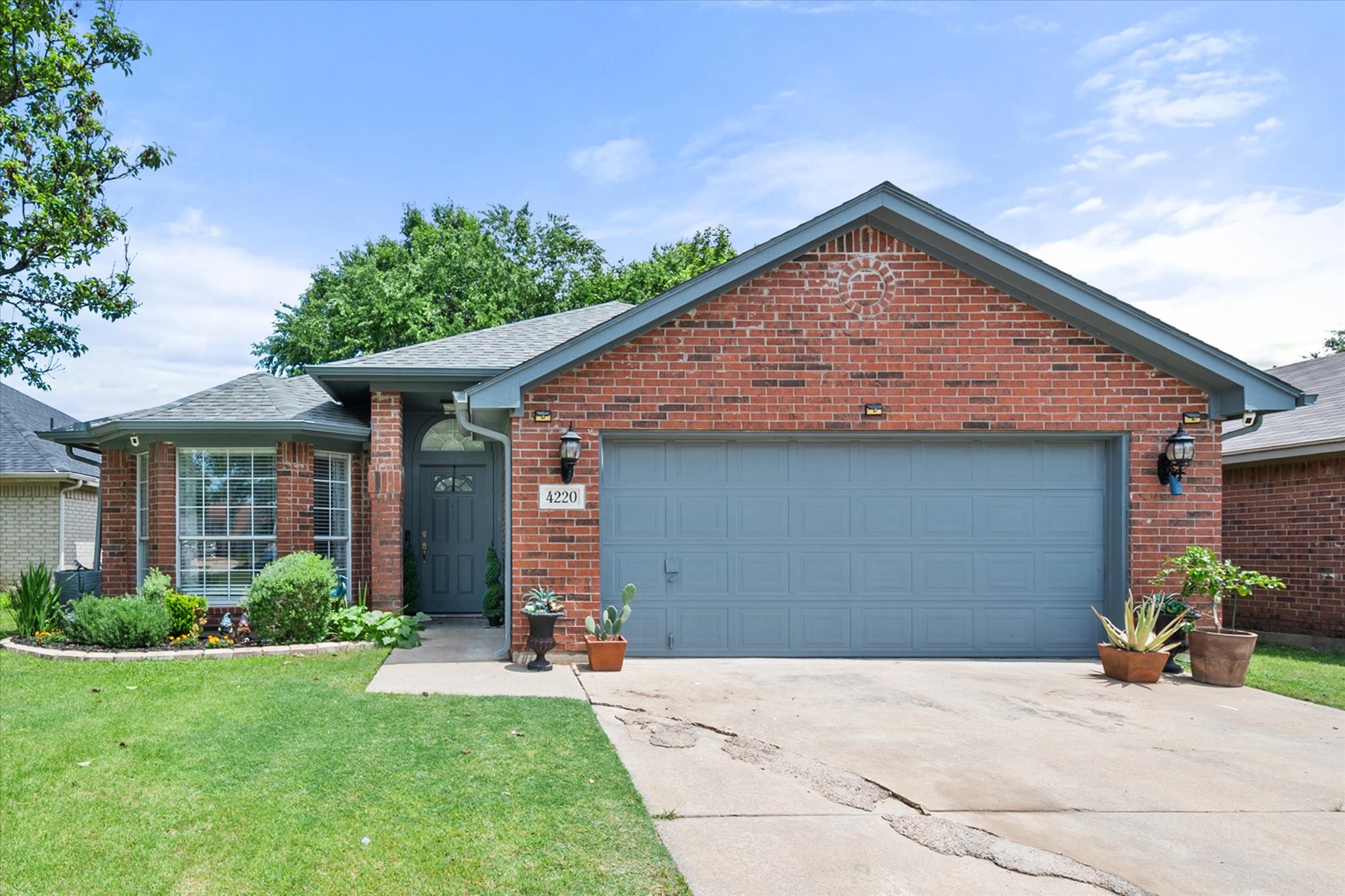 4220 Maryanne Place Haltom City TX 76137