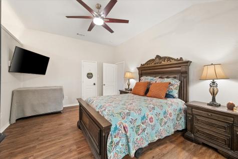 4220 Maryanne Place Haltom City TX 76137
