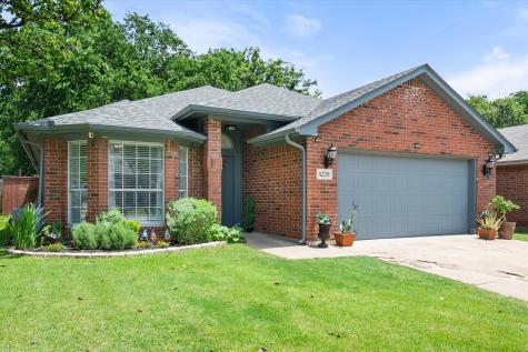 4220 Maryanne Place Haltom City TX 76137