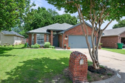4220 Maryanne Place Haltom City TX 76137
