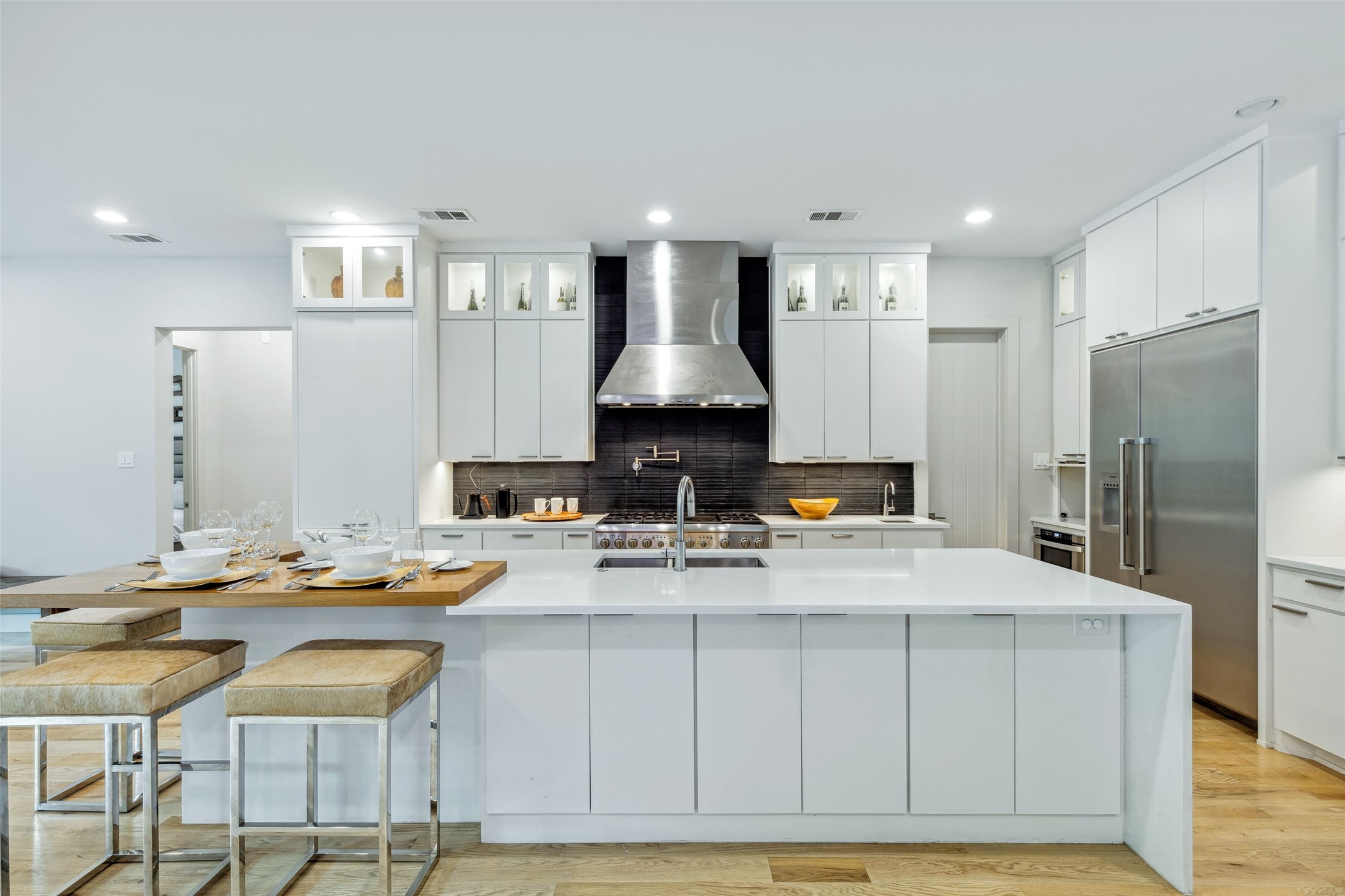 655 Kessler Reserve Court Dallas TX 75208
