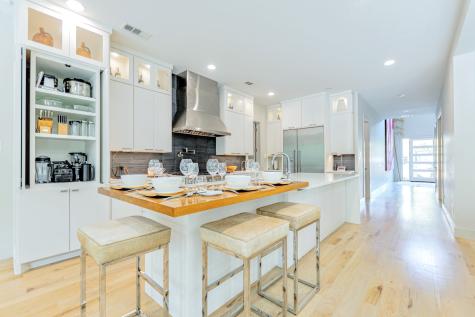 655 Kessler Reserve Court Dallas TX 75208