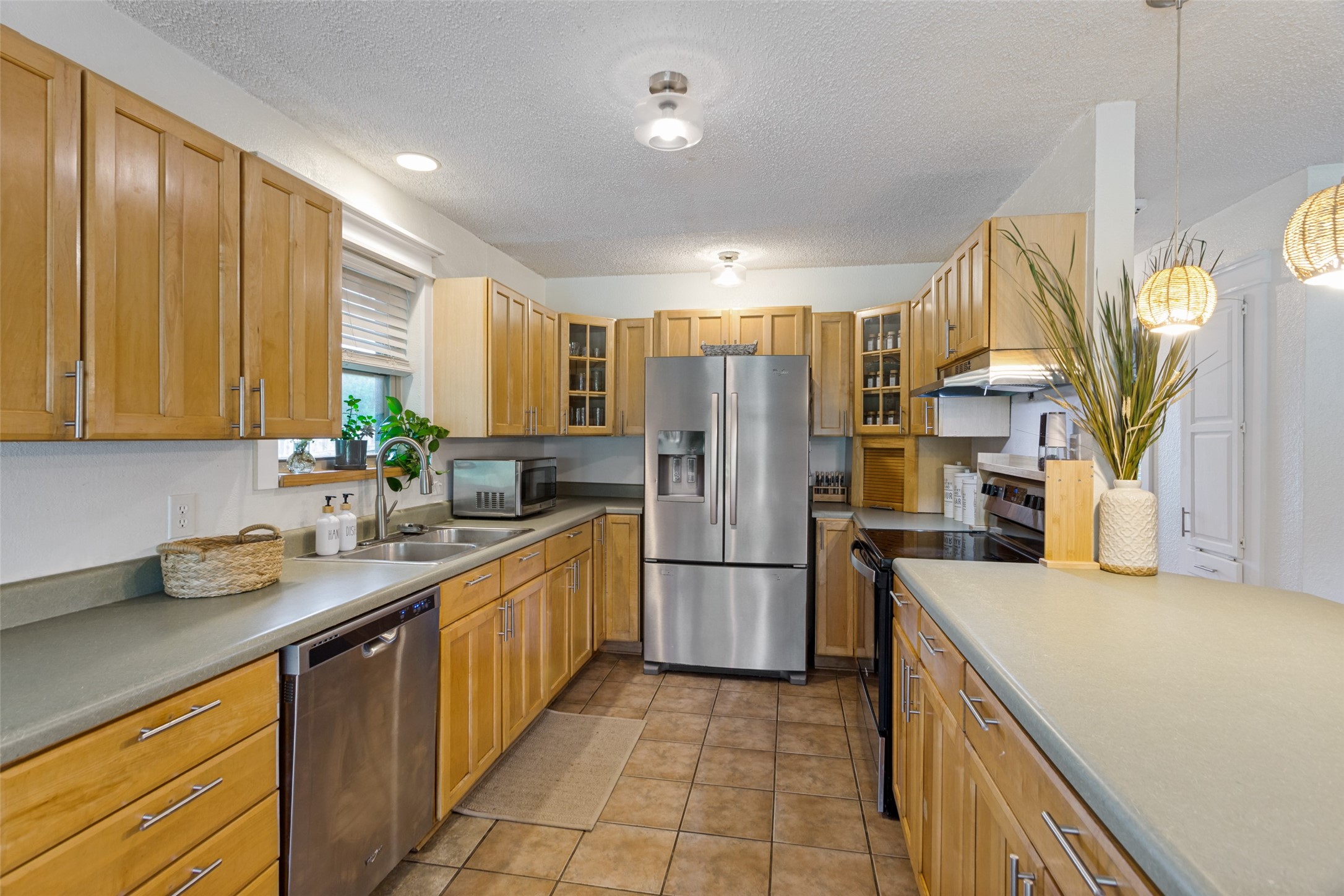 2648 Shadow Ridge Drive Burleson TX 76028