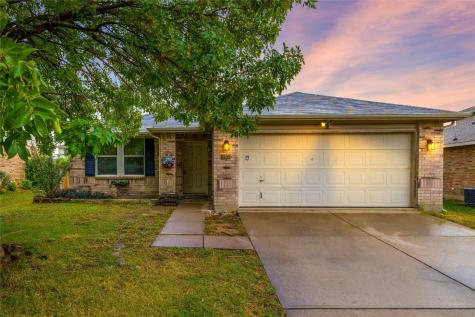 1408 Cherokee Rose Lane Burleson TX 76028