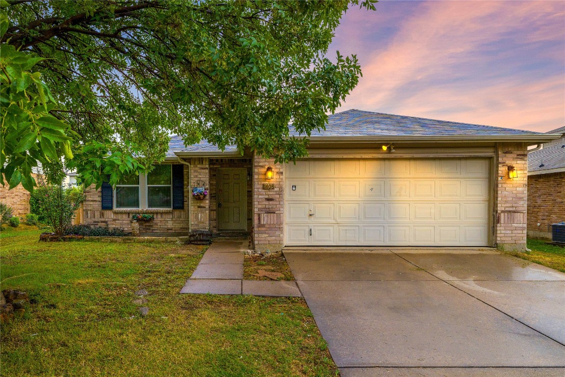 1408 Cherokee Rose Lane Burleson TX 76028
