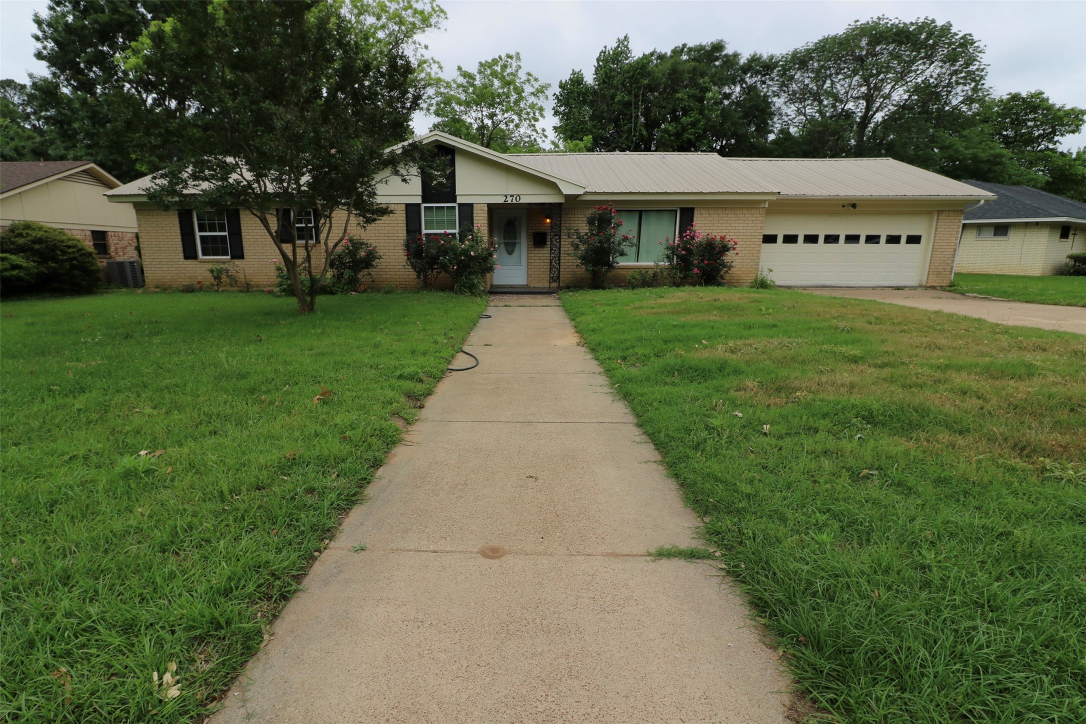270 SE 26th Street Paris TX 75460