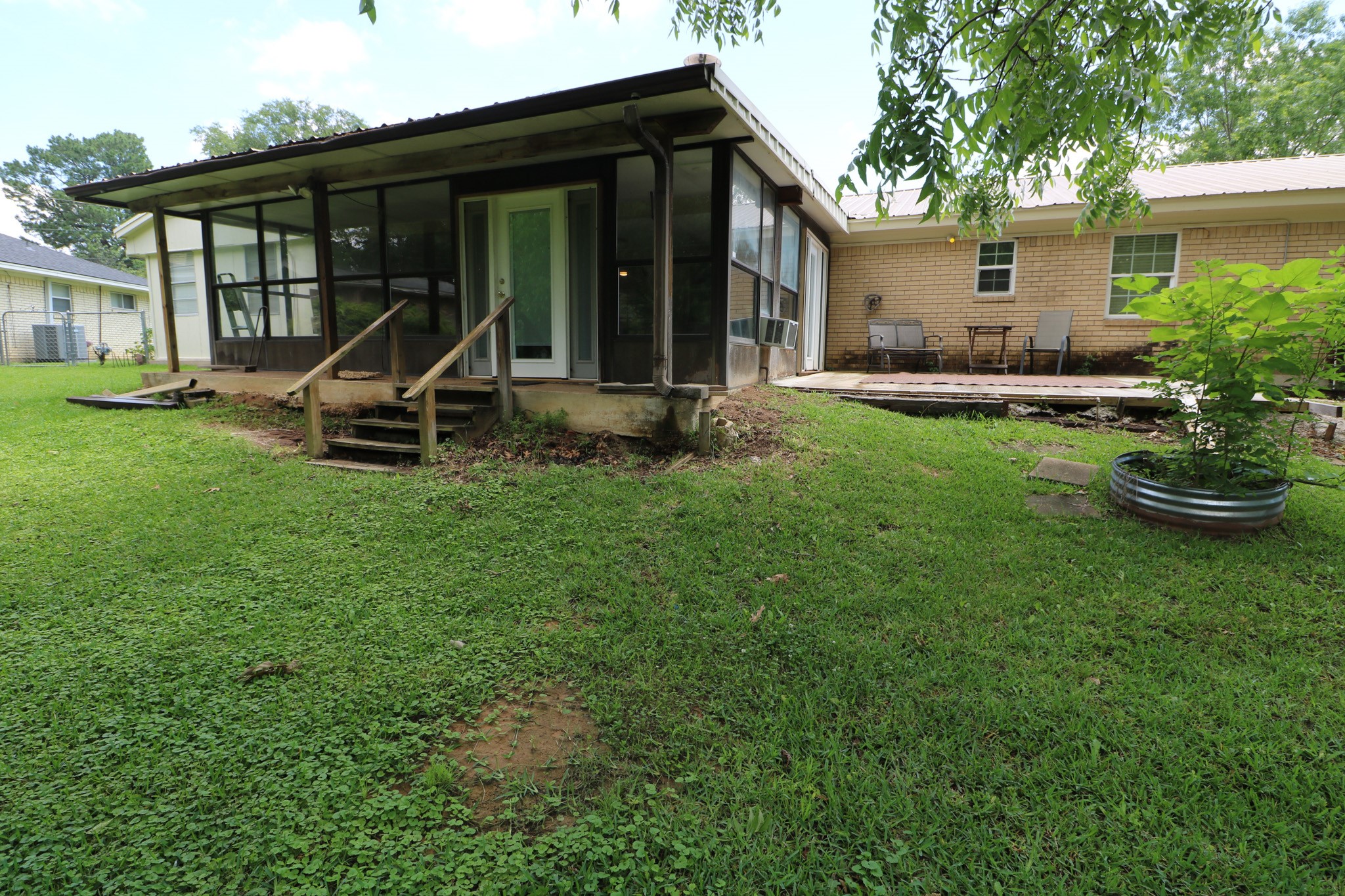 270 SE 26th Street Paris TX 75460