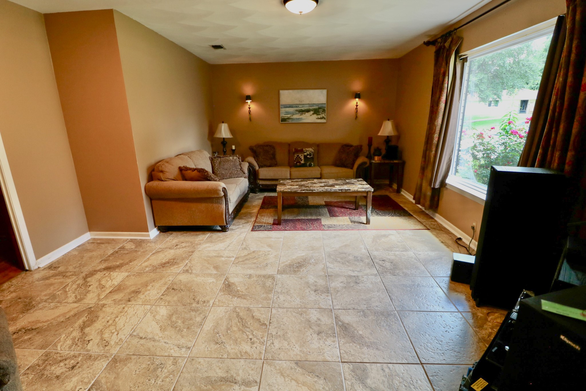 270 SE 26th Street Paris TX 75460
