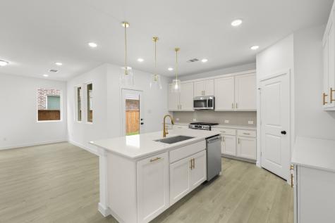 14201 Gallatin Street Pilot Point TX 76258