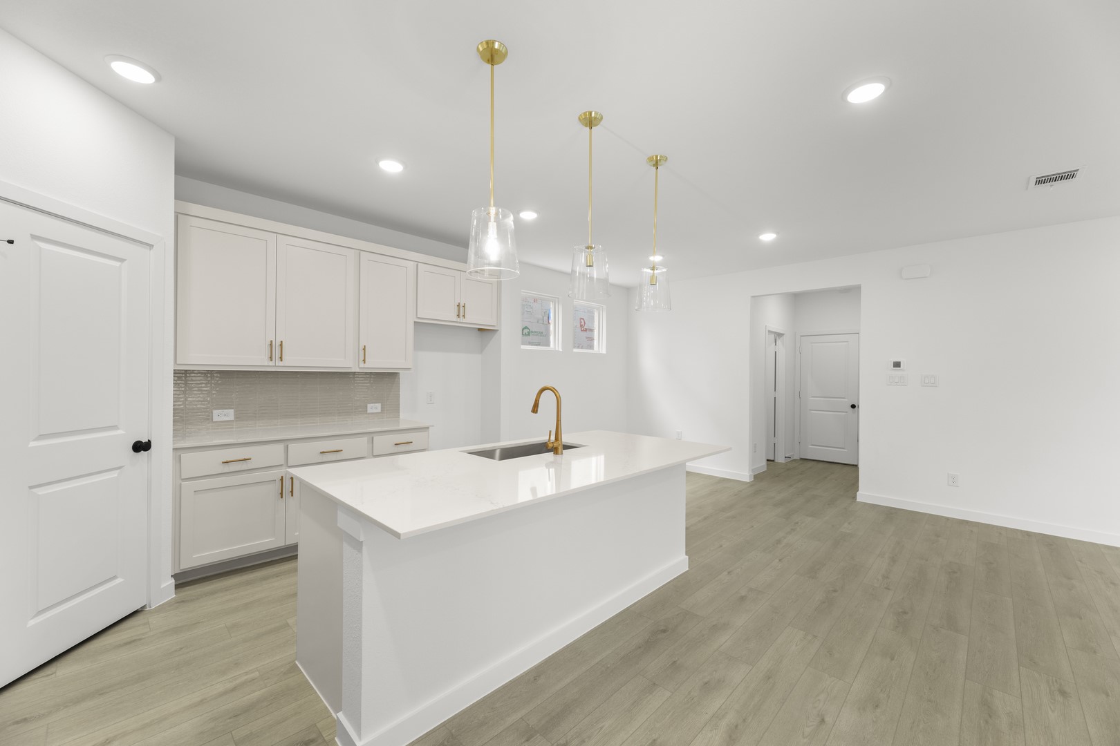 14201 Gallatin Street Pilot Point TX 76258