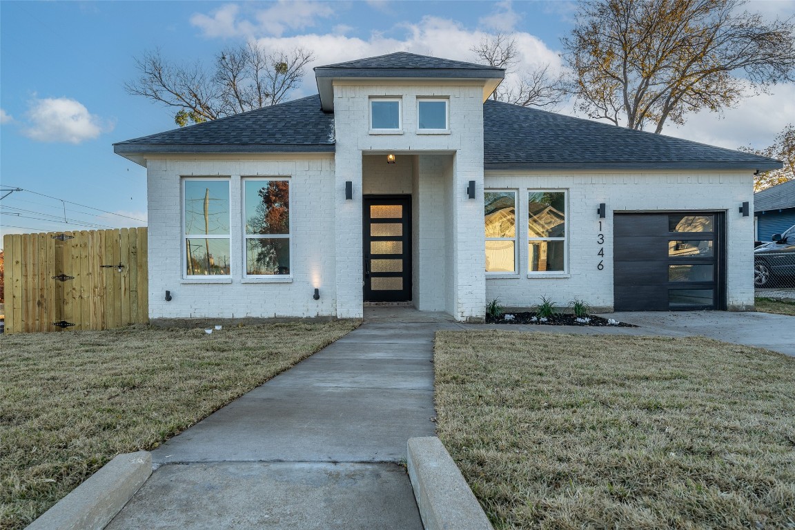 1346 E Waco Avenue Dallas TX 75216