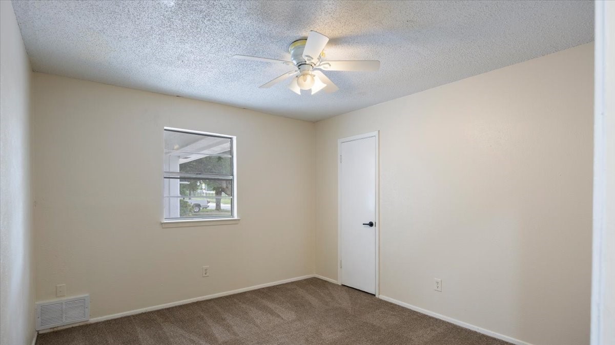 2102 E Timberview Lane Arlington TX 76014