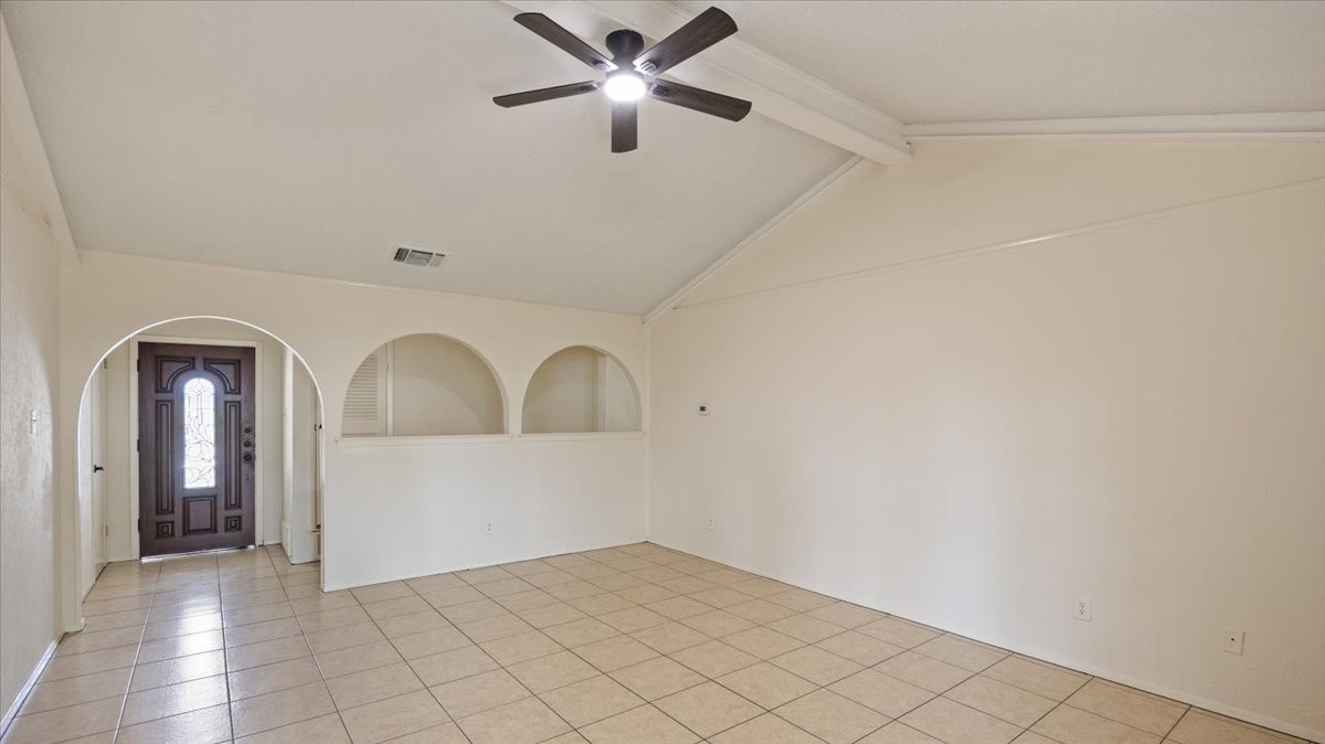 2102 E Timberview Lane Arlington TX 76014