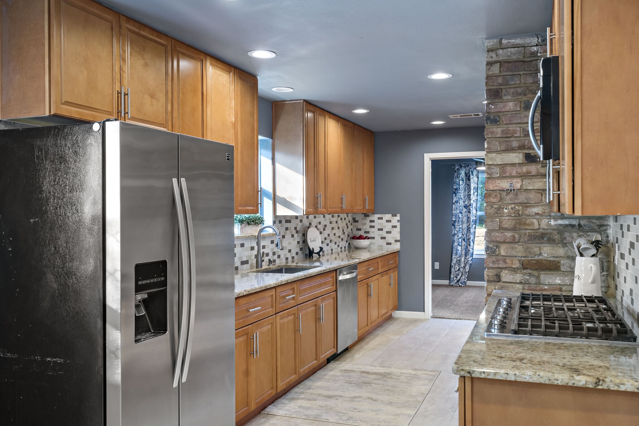 808 Hillsdale Drive Richardson TX 75081