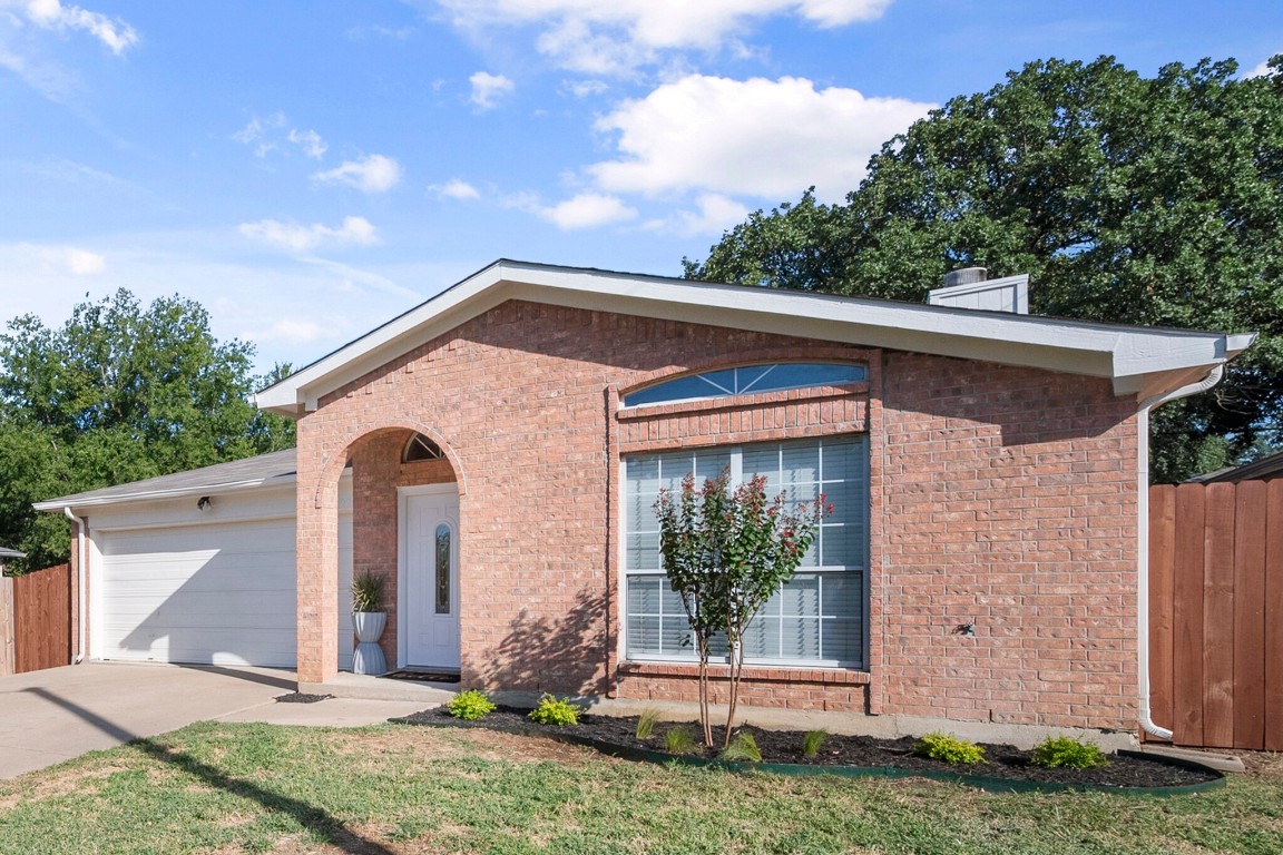 1122 Stone Creek Drive Mansfield TX 76063