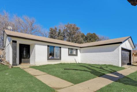 1421 Roanoke Street Arlington TX 76014
