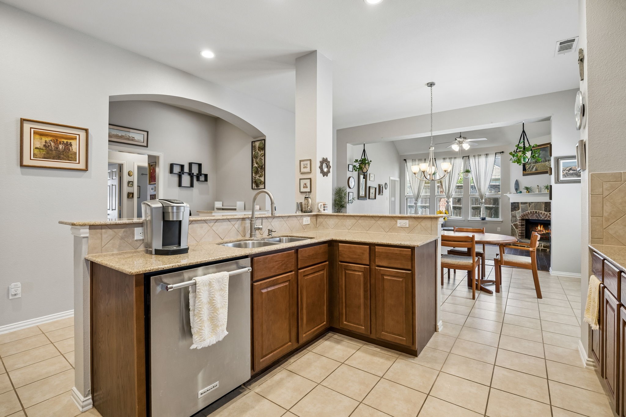8716 Golden Sunset Trail Fort Worth TX 76244