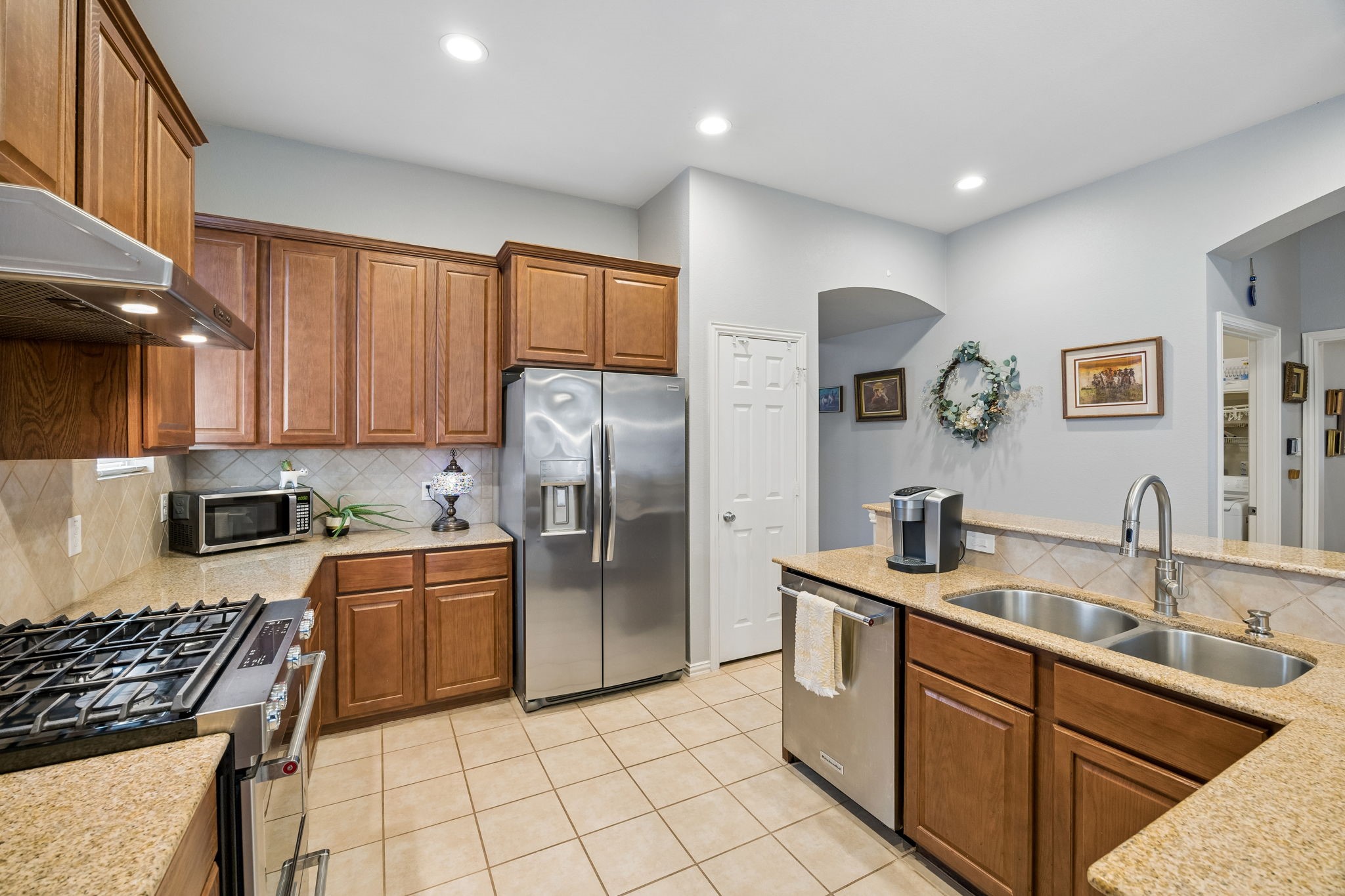 8716 Golden Sunset Trail Fort Worth TX 76244