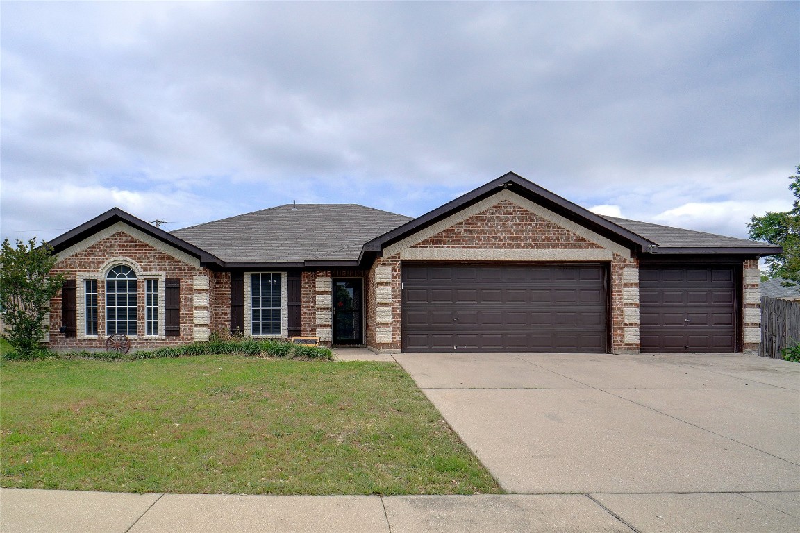 504 Barbara Jean Lane Burleson TX 76028