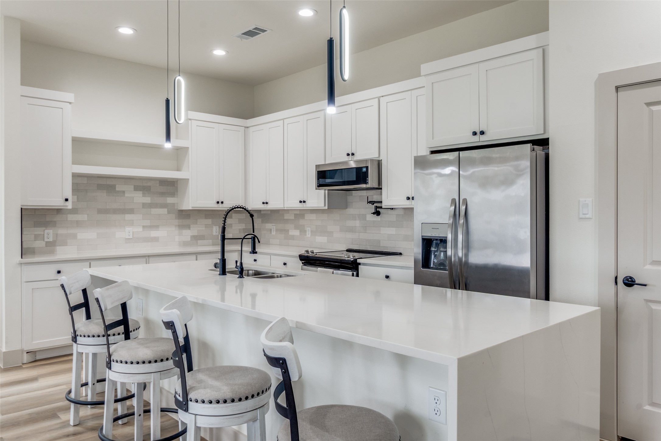 2340 Denmark Street Dallas TX 75253