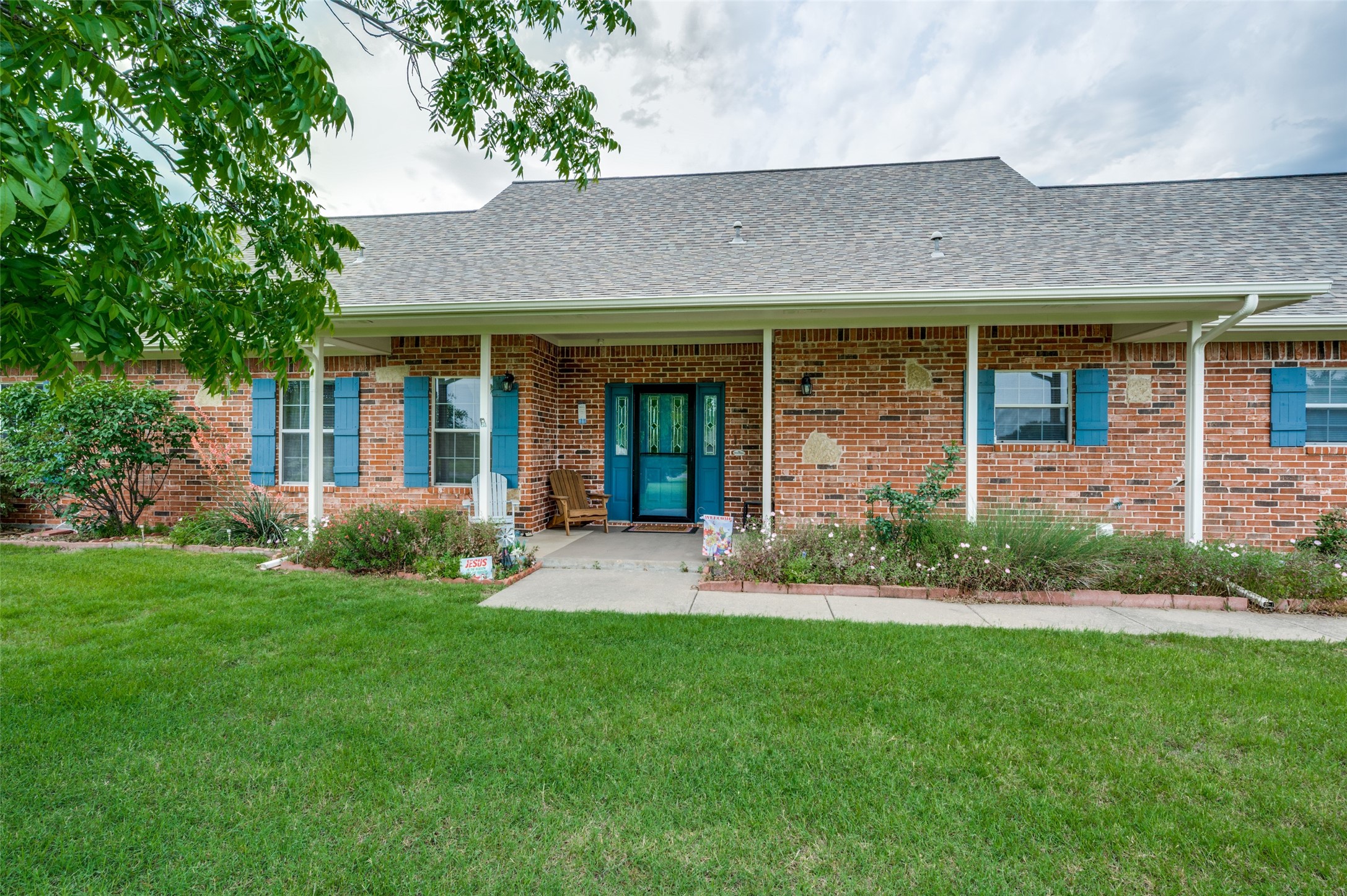 7457 Somerset Lane Aubrey TX 76227