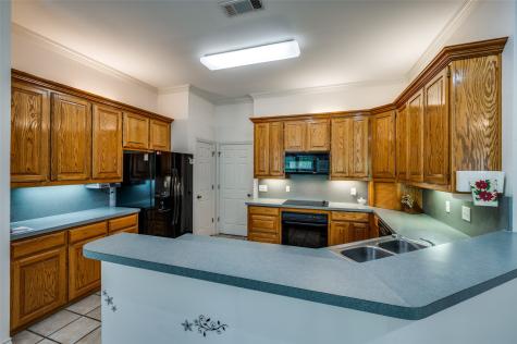 7457 Somerset Lane Aubrey TX 76227