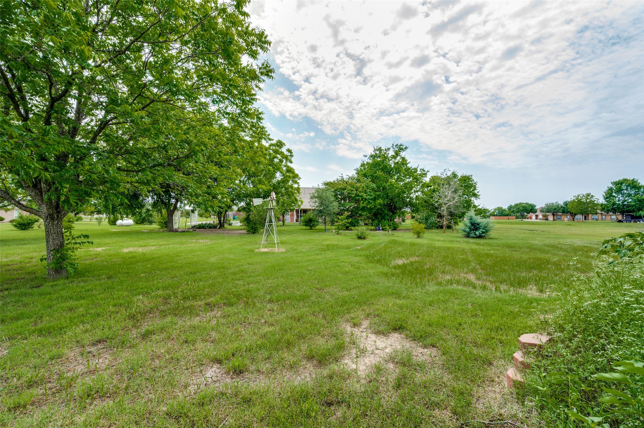 7457 Somerset Lane Aubrey TX 76227