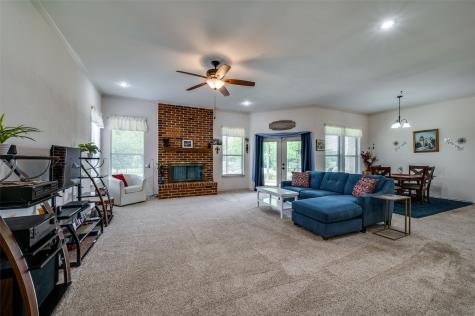 7457 Somerset Lane Aubrey TX 76227