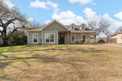401 N Cleburne Whitney Road Rio Vista TX 76093