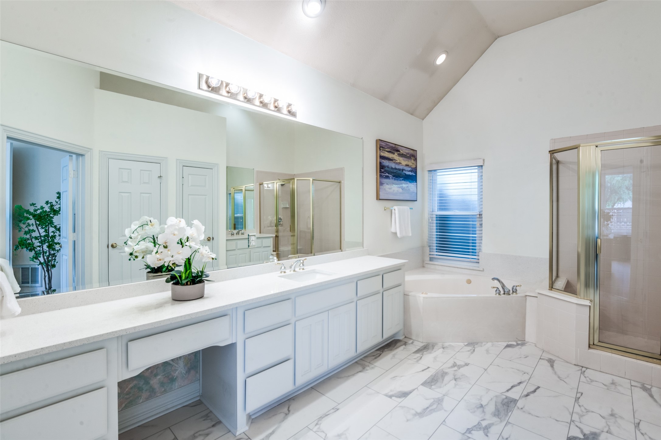 3752 Park Place Addison TX 75001