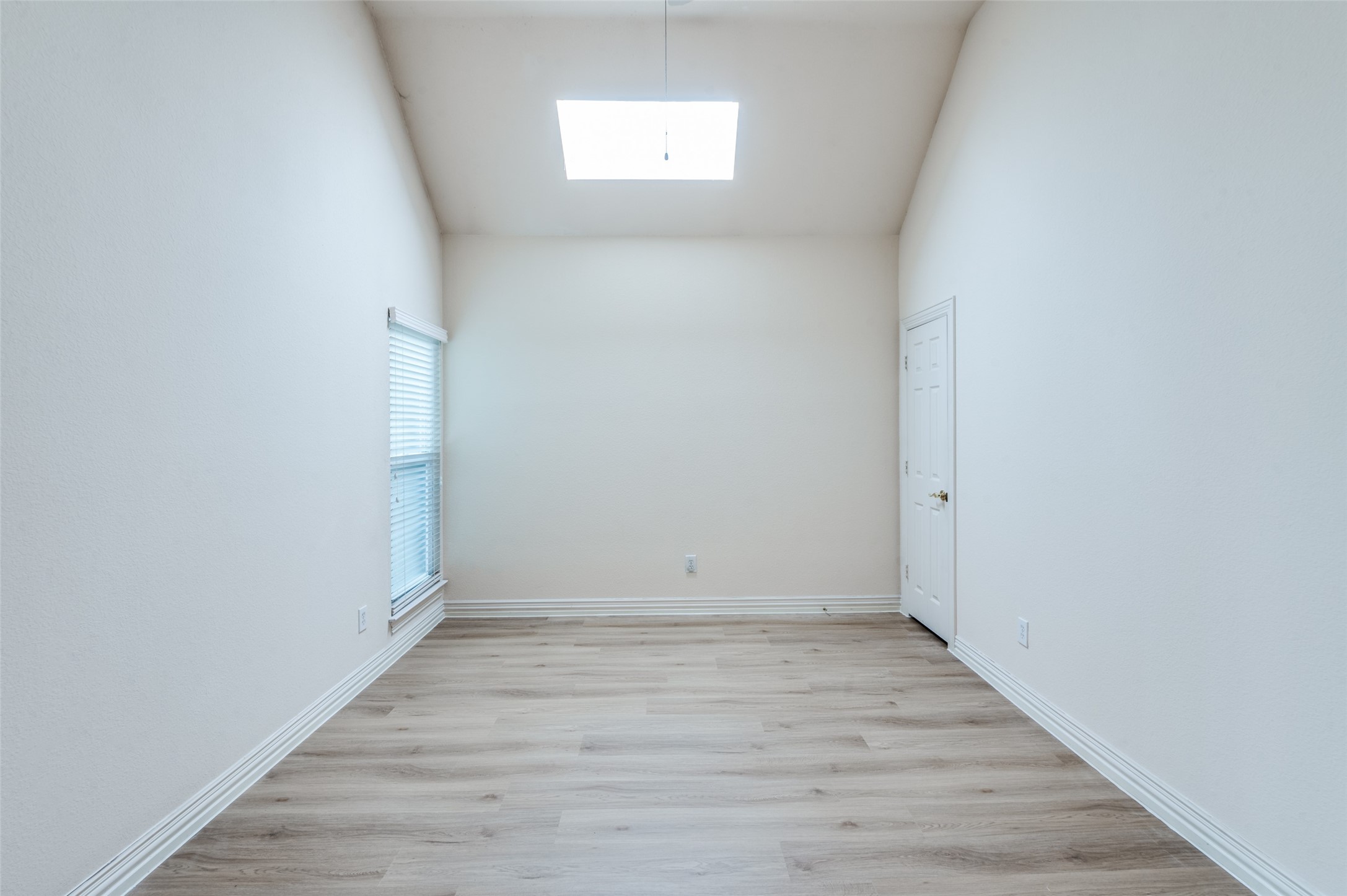 3752 Park Place Addison TX 75001