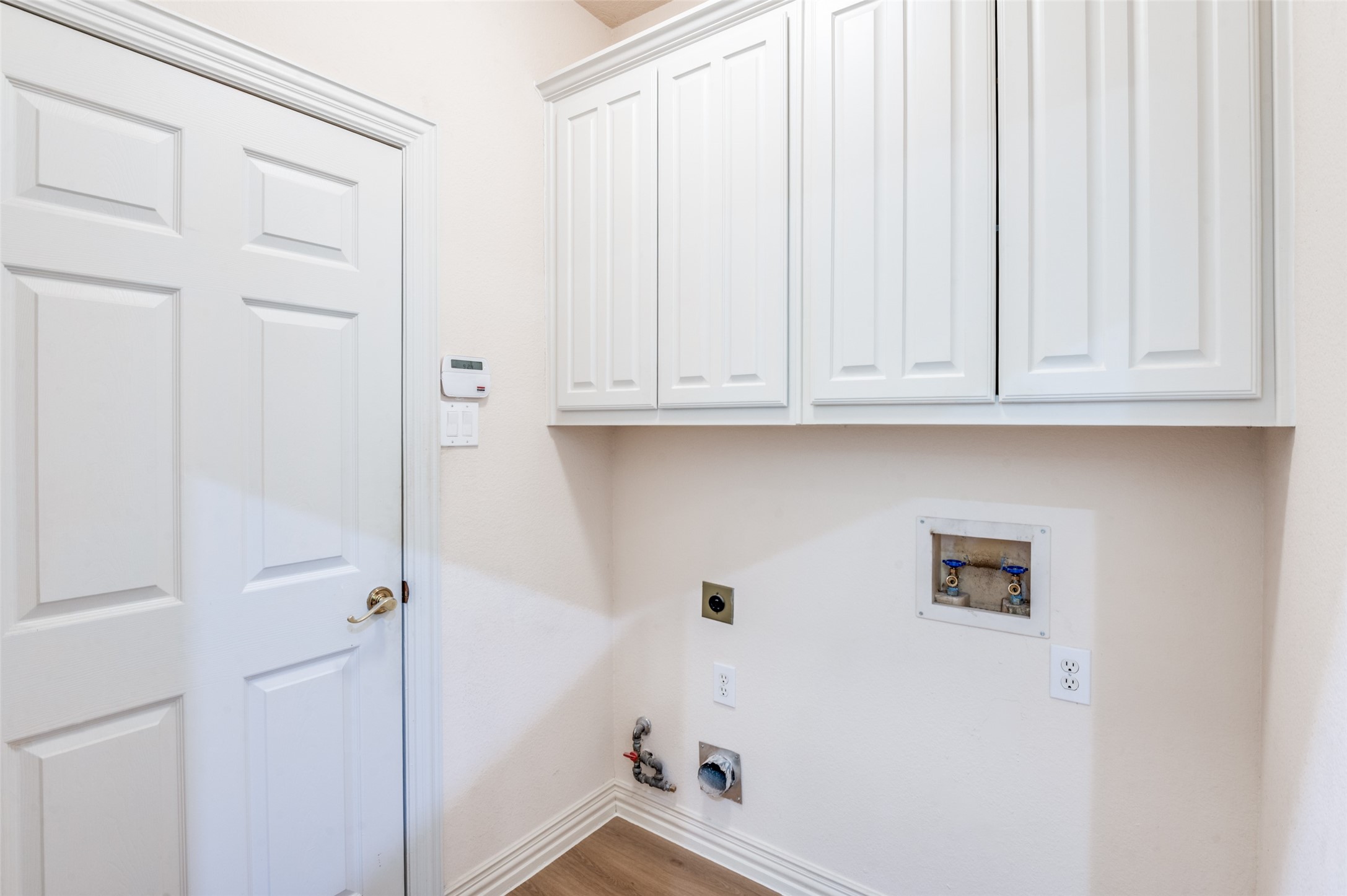 3752 Park Place Addison TX 75001