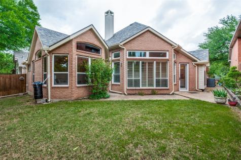 3752 Park Place Addison TX 75001