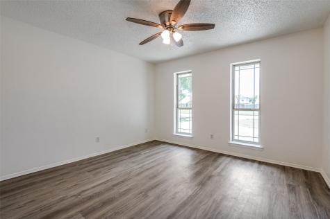 1902 Pat Lane Carrollton TX 75006