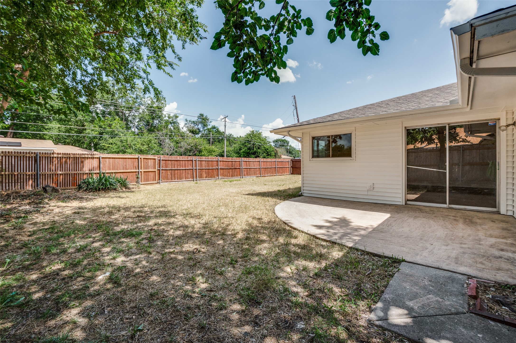 1902 Pat Lane Carrollton TX 75006