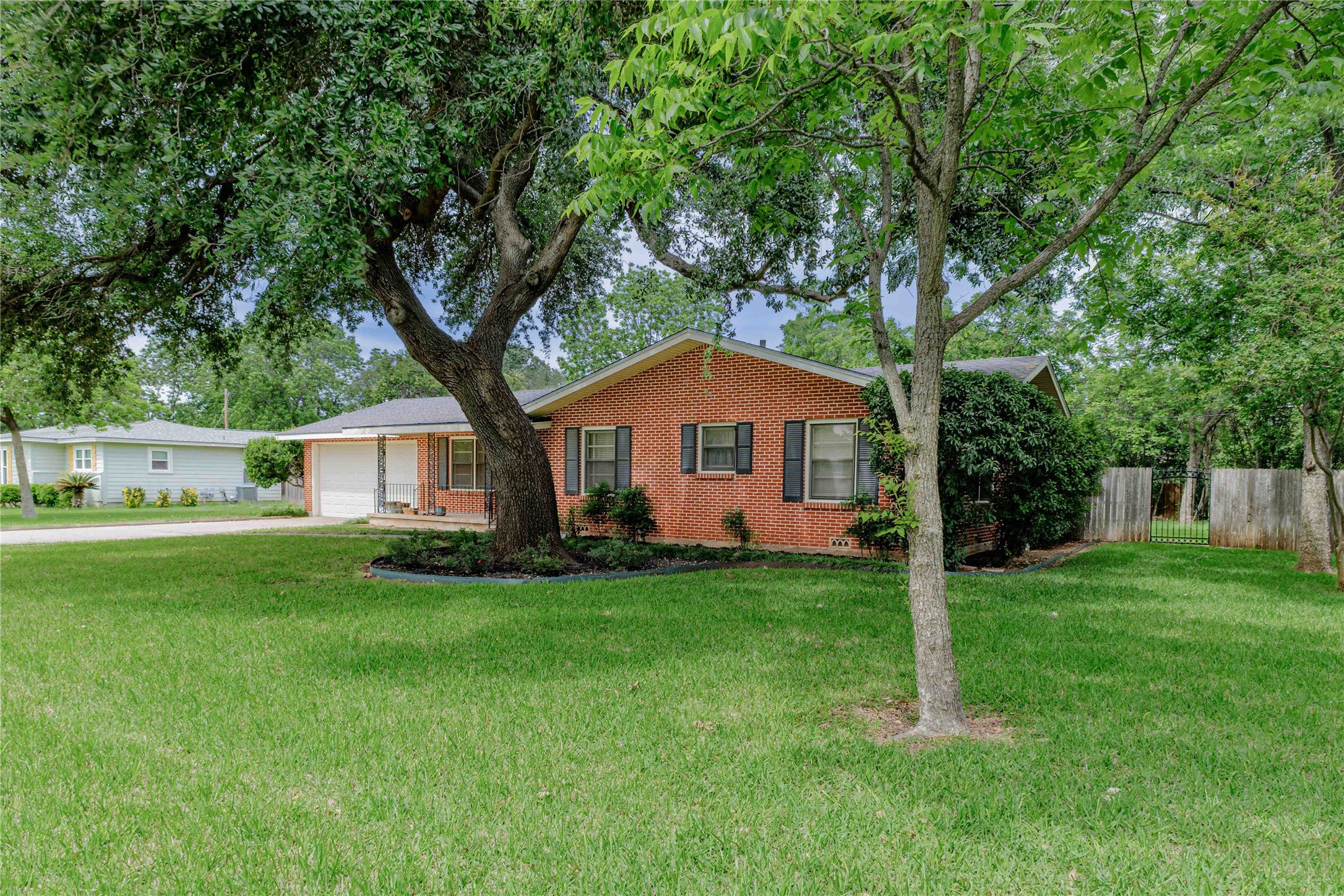 421 Bellaire Drive Woodway TX 76712